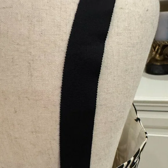 🖤🤍 Trina Turk Los Angeles Black & White Geometric Print Bodycon Dress – Size 8 - Picture 7 of 12